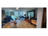 Jual Ruang Kantor di Multivision Tower Kuningan Jakarta Selatan - 1000 sqm Full Furnished